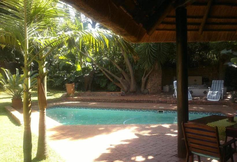 בית מלון כפרי Foreigners Friend Guest House