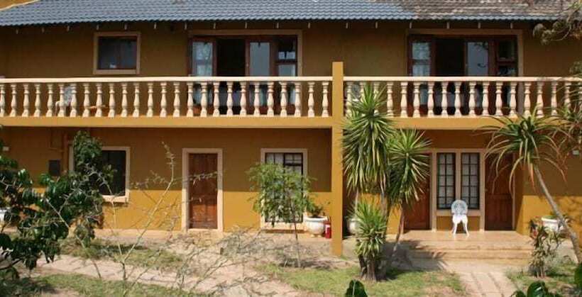 호텔 Fumanekile Lodge