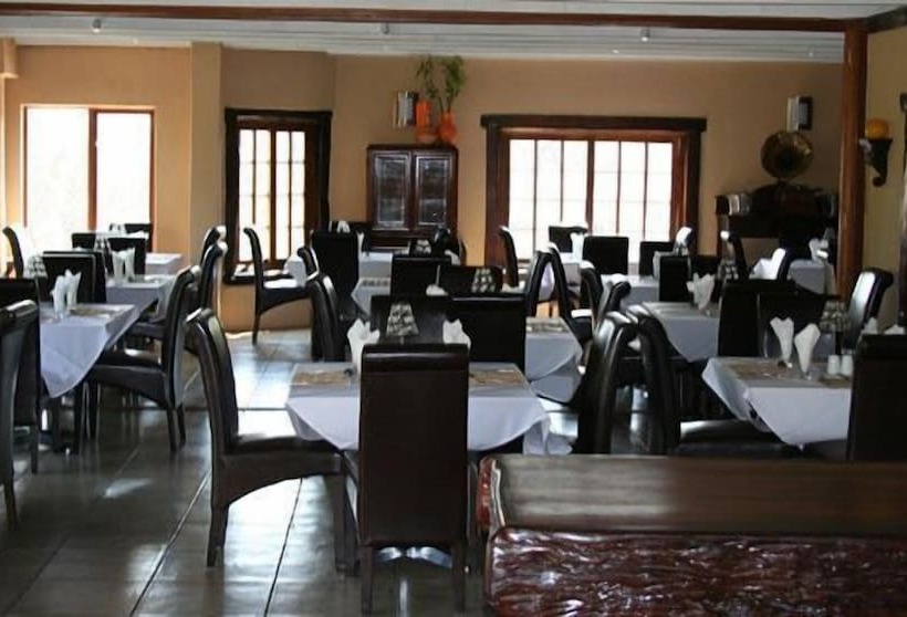 호텔 Fumanekile Lodge