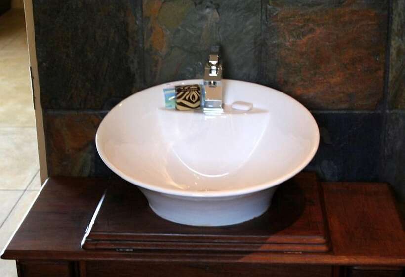 호텔 Fumanekile Lodge