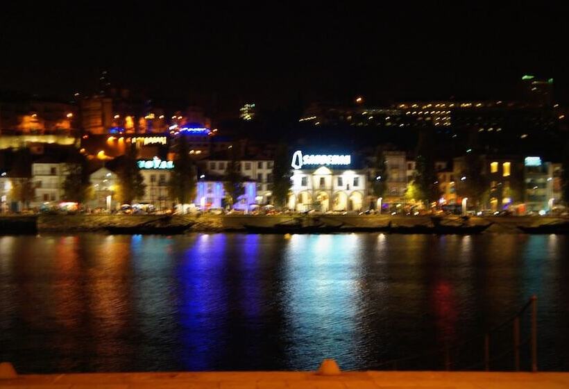 호텔 Gaia Porto Hostel