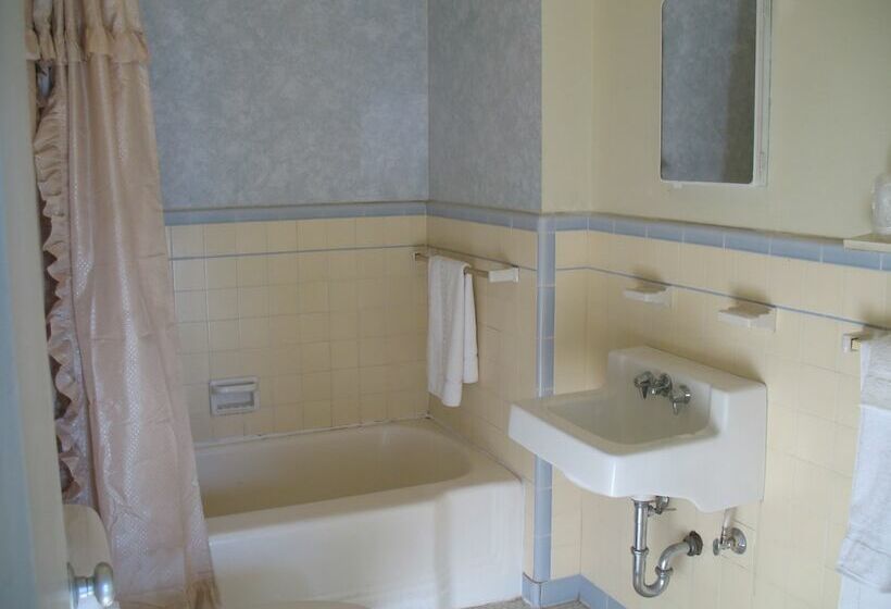 فندق Great Basin Inn