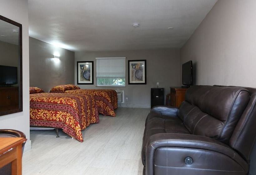 בית מלון כפרי Heritage Inn