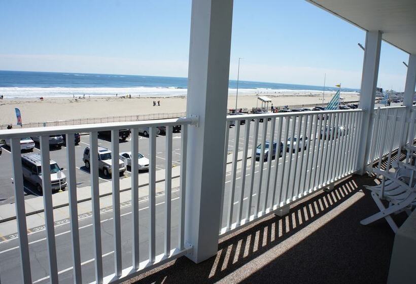 فندق Hillcrest Inn