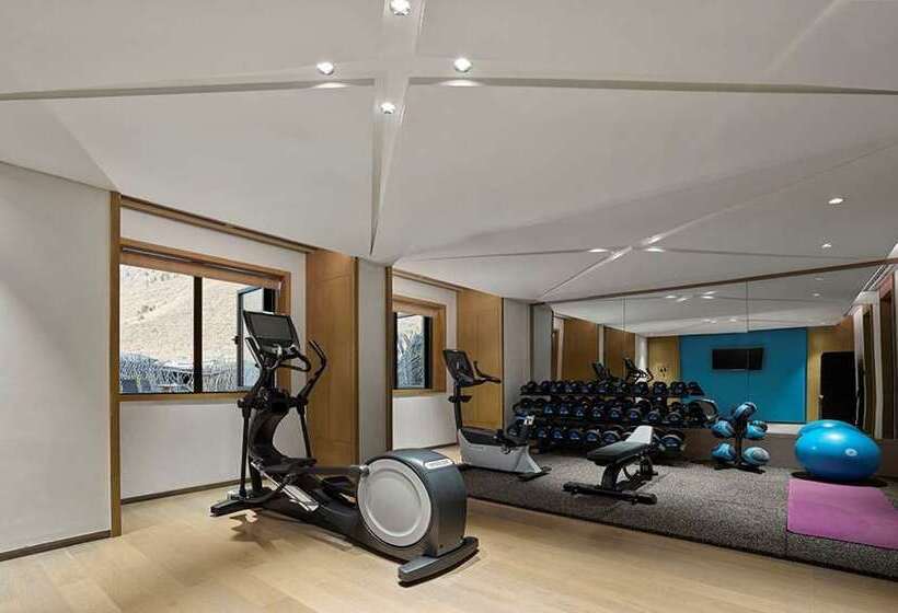 Отель Hilton Jiuzhaigou Resort