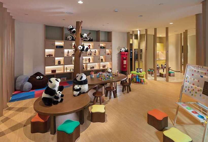 Отель Hilton Jiuzhaigou Resort