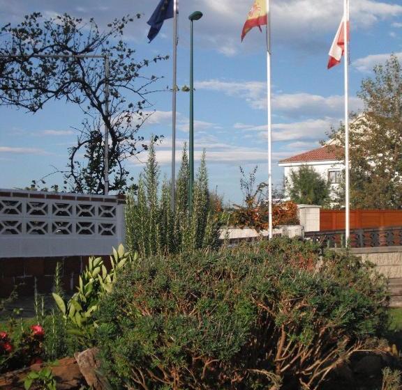 هتل Hospedaje Luciano