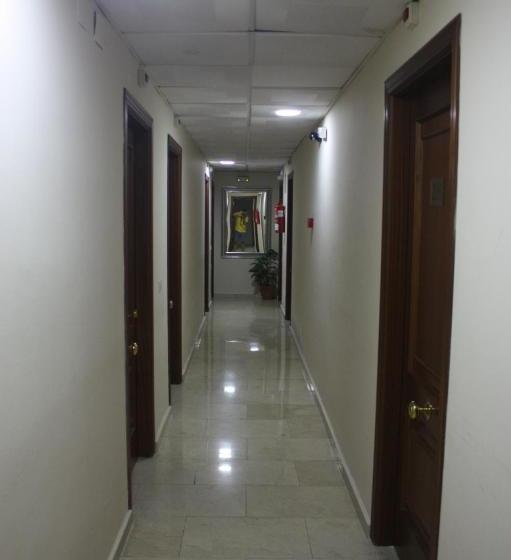 בית מלון כפרי Hostal Carlos 2