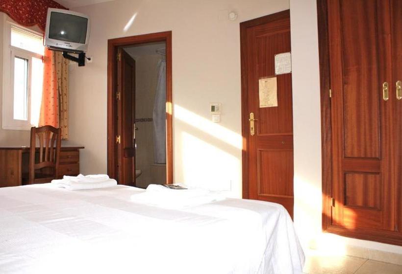 בית מלון כפרי Hostal Carlos 2