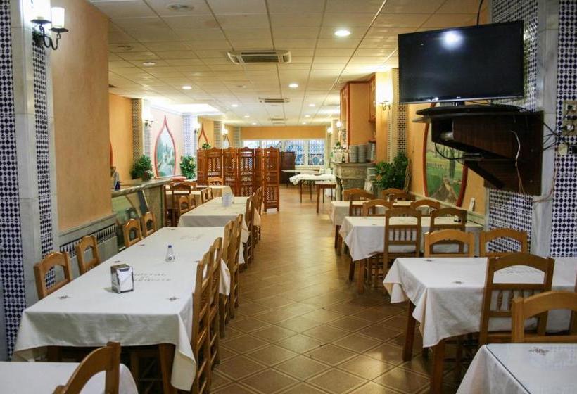 בית מלון כפרי Hostal El Emigrante