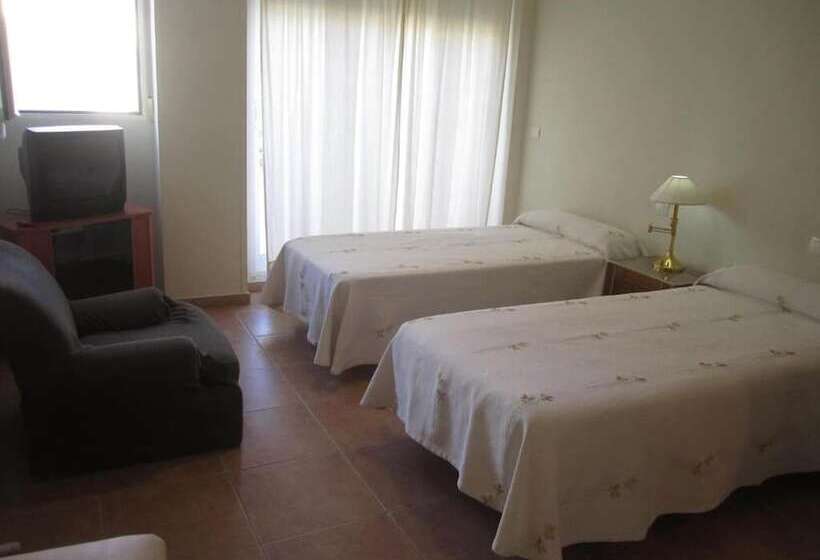 בית מלון כפרי Hostal El Estudio
