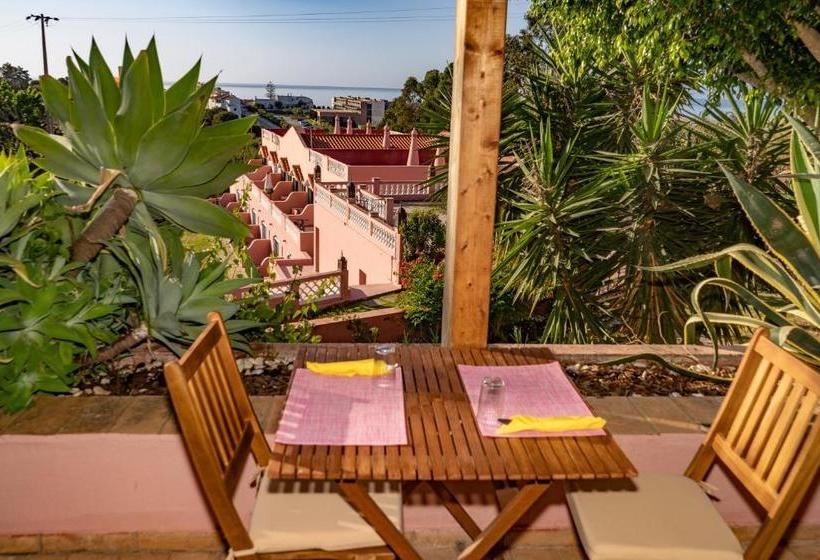 Отель Inn Seventies Cheap And Chic