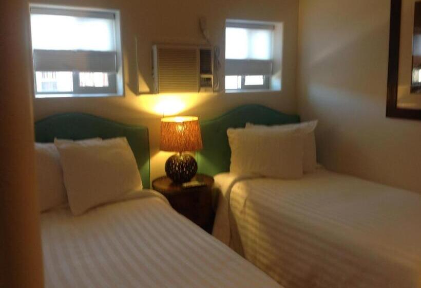 בית מלון כפרי Iron Horse Inn