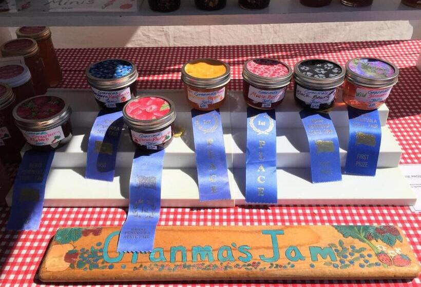 酒店 Juneberry Lodge