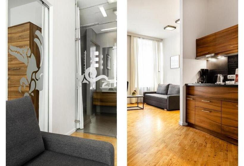 هتل Krakow For You Main Square Apartments