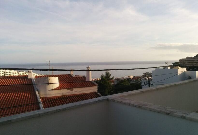 Отель Lá Em Cima