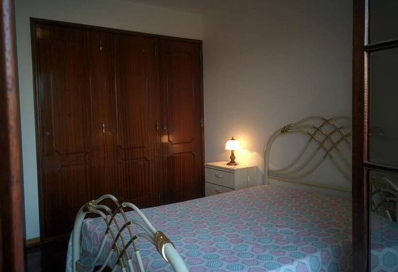 Отель Lá Em Cima