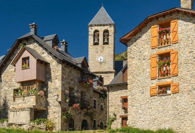 Отель La Casueña