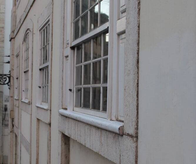 هتل Largo Da Se Guest House  Horigem