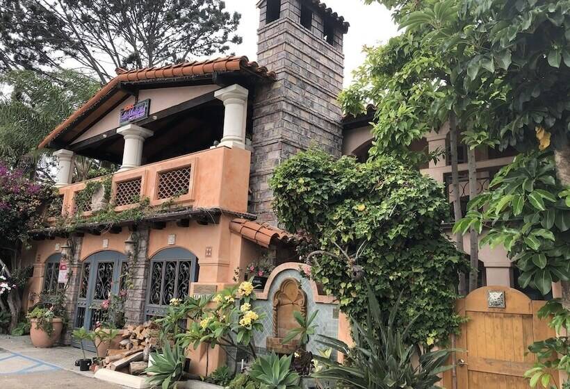 בית מלון כפרי Les Artistes Inn