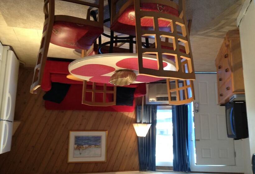 בית מלון כפרי Mariner's Point Resort