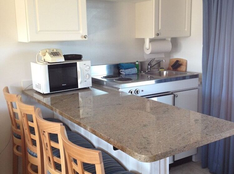 בית מלון כפרי Mariner's Point Resort