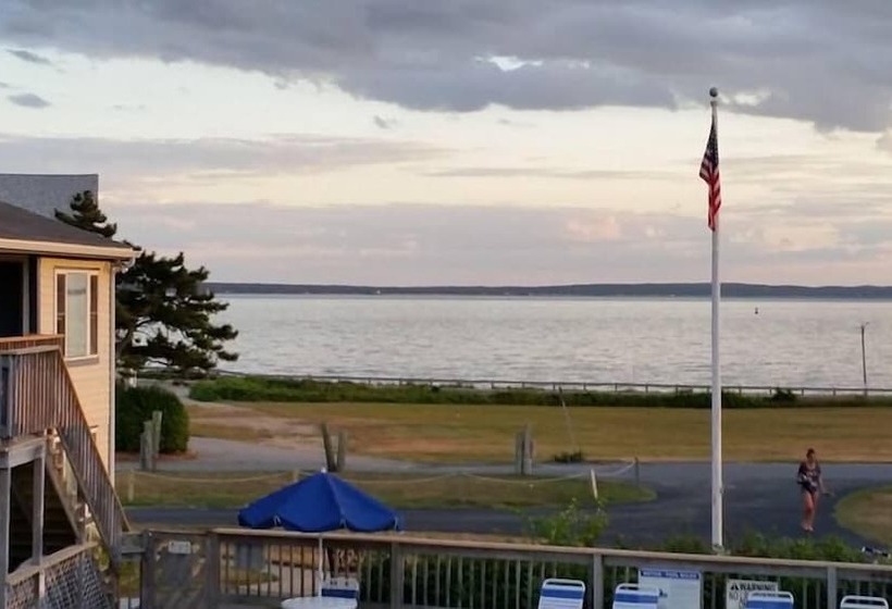 בית מלון כפרי Mariner's Point Resort