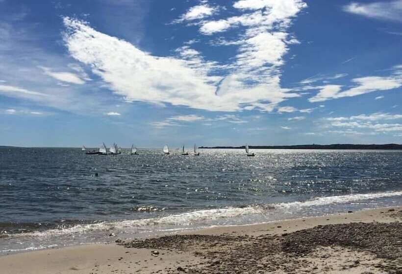 בית מלון כפרי Mariner's Point Resort