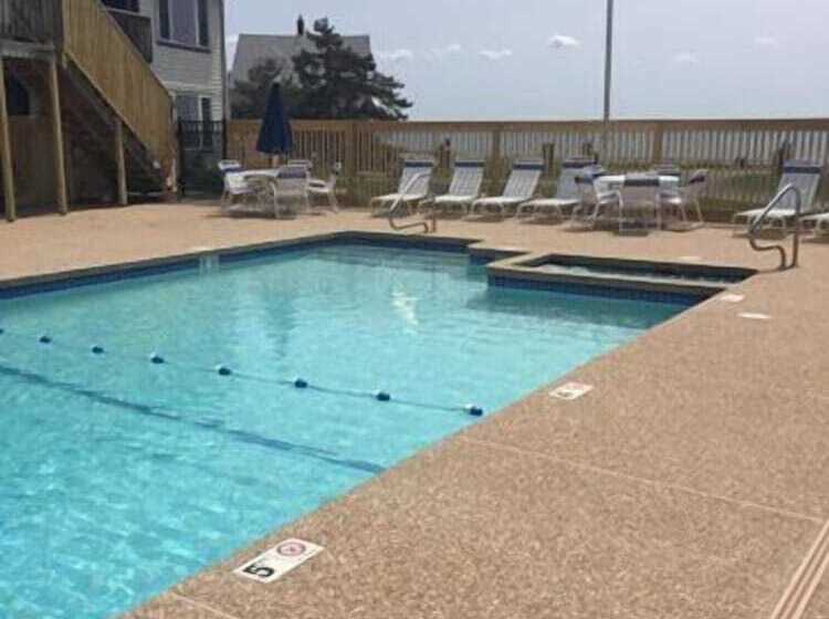 בית מלון כפרי Mariner's Point Resort