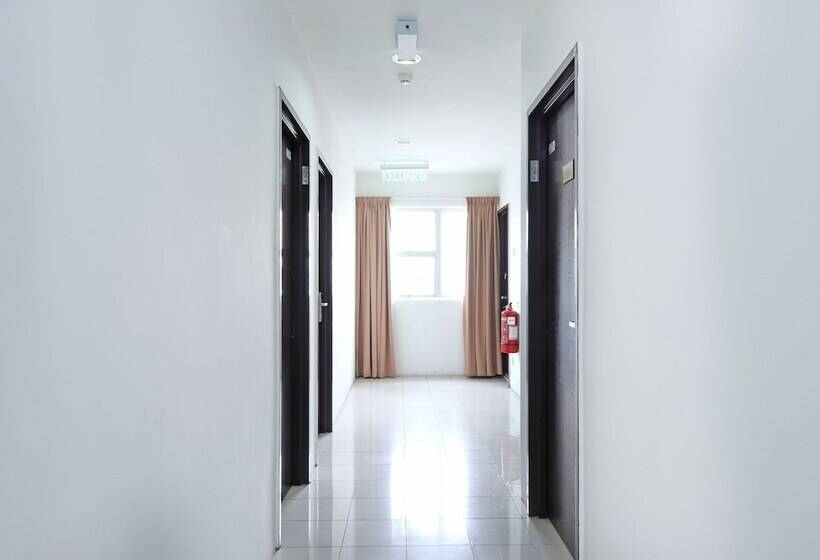 בית מלון כפרי Midah Inn Puchong