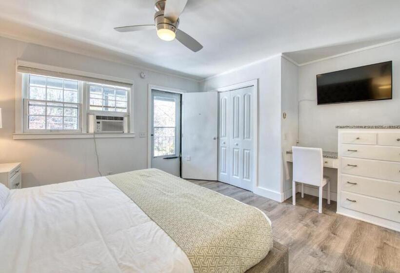 Отель Mill House Hideaway