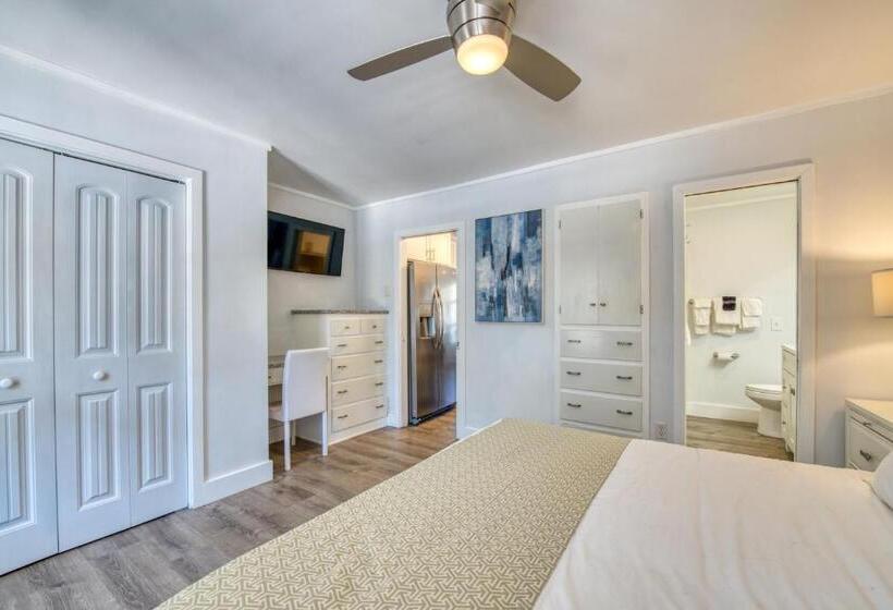 Отель Mill House Hideaway