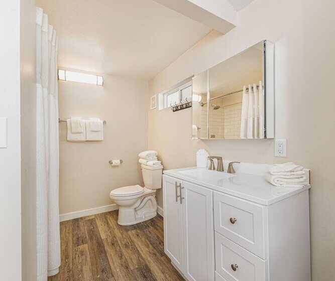 فندق Miller Park Lodge