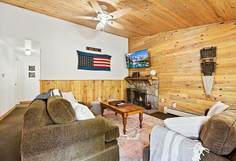 ホテル Misty Mountain Lodge