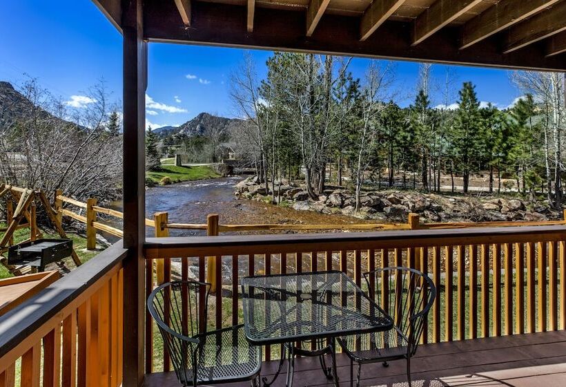 Отель Murphy's River Lodge