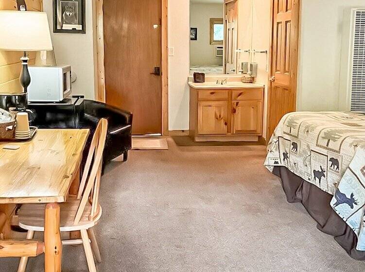 호텔 Nicky's Resort