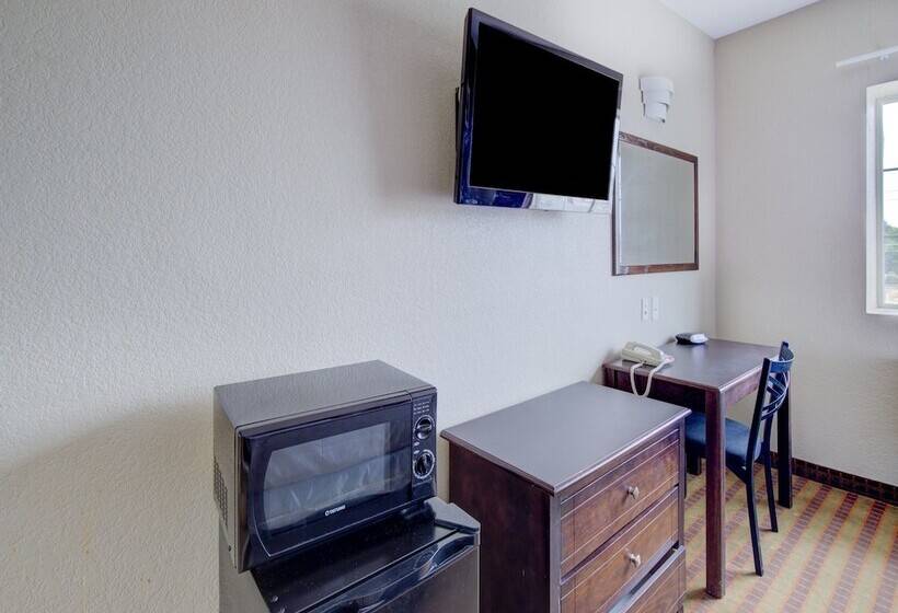 فندق Dilley Grand