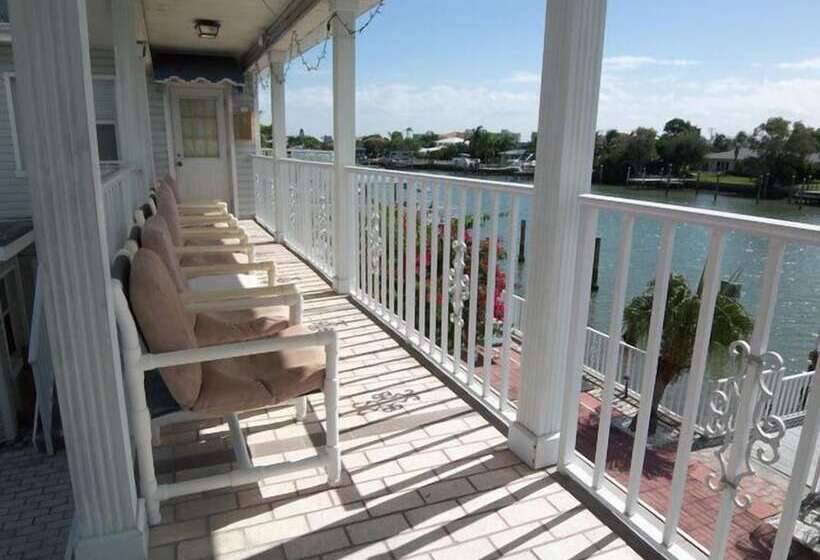 فندق Parker Manor Resort