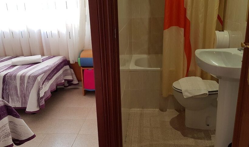 هتل Pension Salamanca