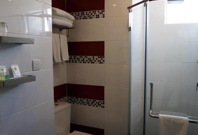 ホテル Pine Garden