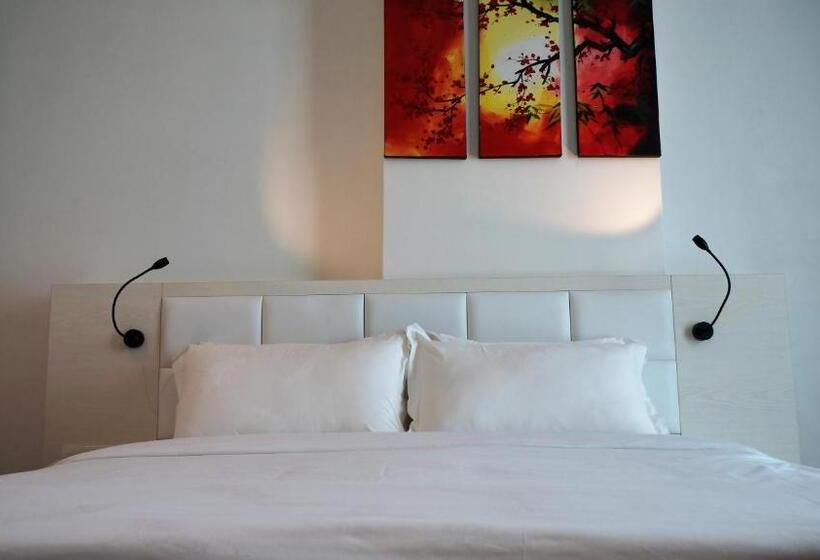 ホテル Pine Garden