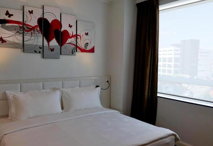 ホテル Pine Garden