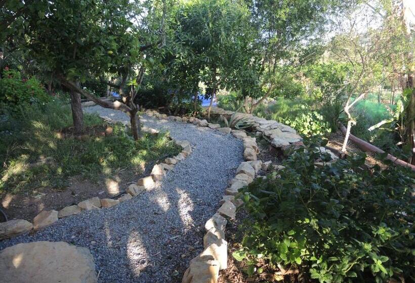 Отель Quinta Da Fornalha Santuario Agroecologico