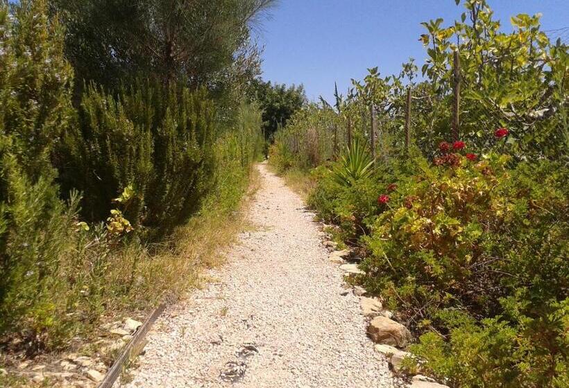 Отель Quinta Da Fornalha Santuario Agroecologico