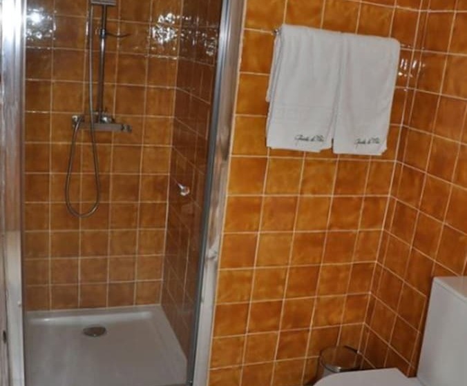 Отель Quinta De Fiães