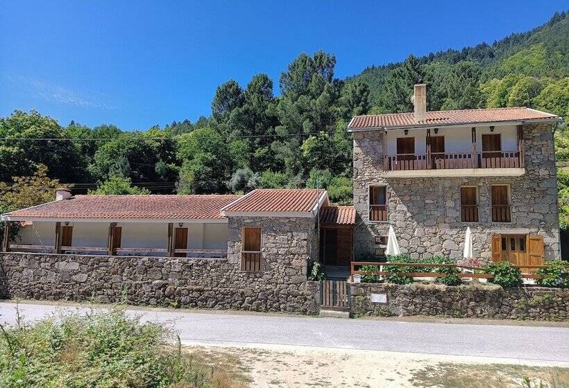 Отель Quinta De Leandres