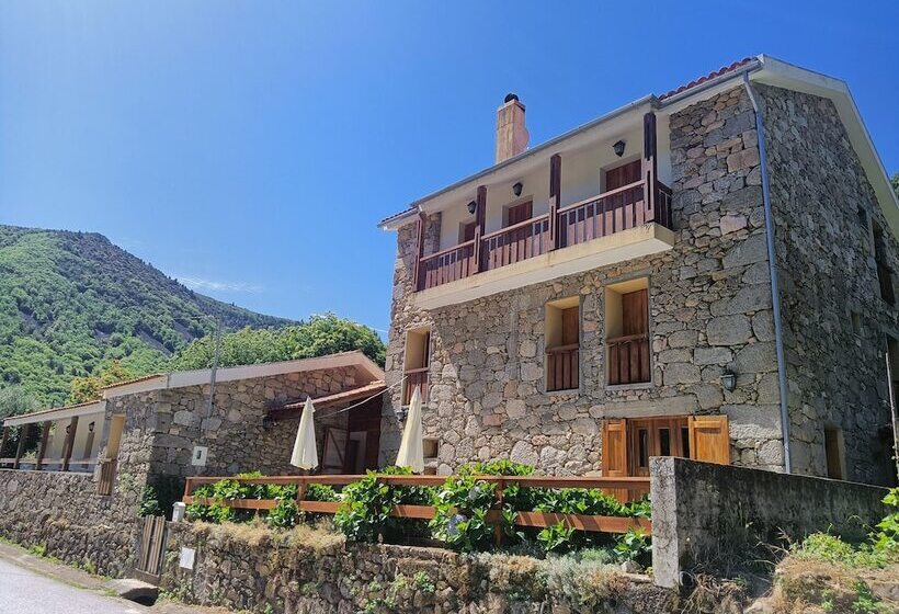 Отель Quinta De Leandres