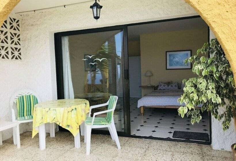 هتل Residencia San Pedro