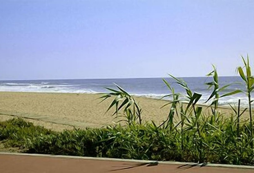 Отель Roses Village B&b