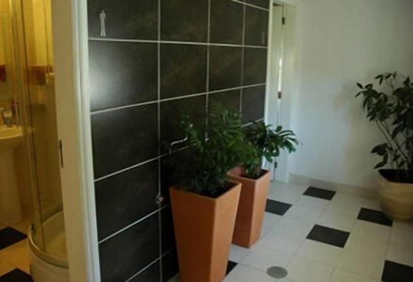 Отель Roses Village B&b